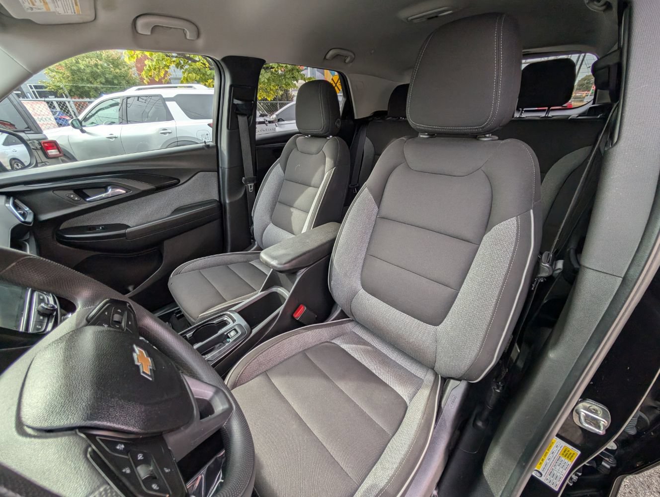 Used 2021 Chevrolet TrailBlazer LT w/ Convenience Package AWD/4WD image 16