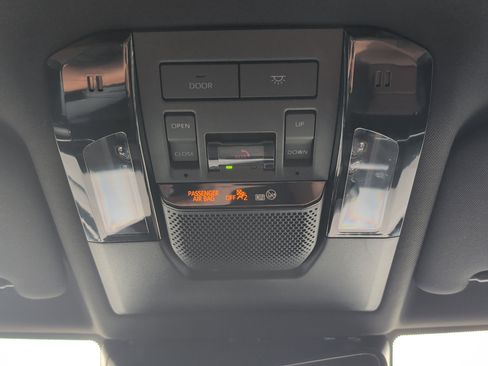 Used 2025 Lexus GX 550 w/ Cold Area Package image 22