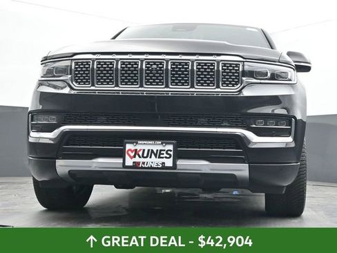 Used 2022 Jeep Grand Wagoneer Series III AWD/4WD image 50
