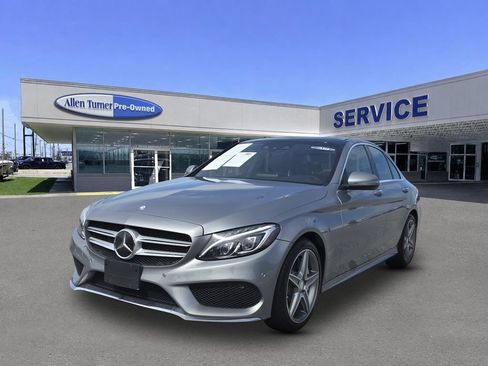 Used 2016 Mercedes-Benz C 300 4MATIC Sedan image 4