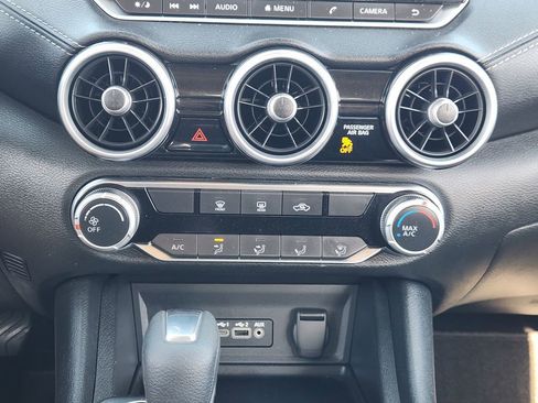 Used 2024 Nissan Sentra SV image 14