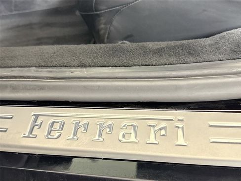 Used 2020 Ferrari F8 Tributo image 40