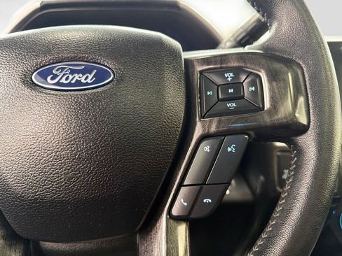 Used 2020 Ford F250 Lariat image 21