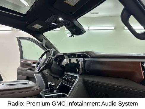 Used 2022 GMC Sierra 1500 Denali w/ Denali Reserve Package AWD/4WD image 23