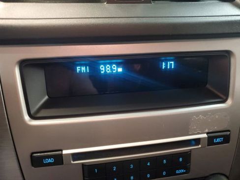 Used 2010 Ford Fusion SE FWD image 20