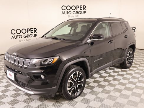 Used 2022 Jeep Compass Limited AWD/4WD image 10
