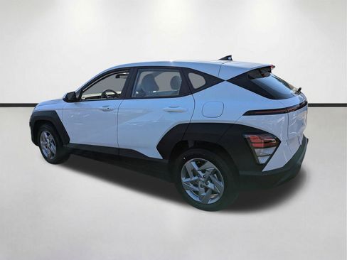 New 2026 Hyundai Kona SE FWD image 7