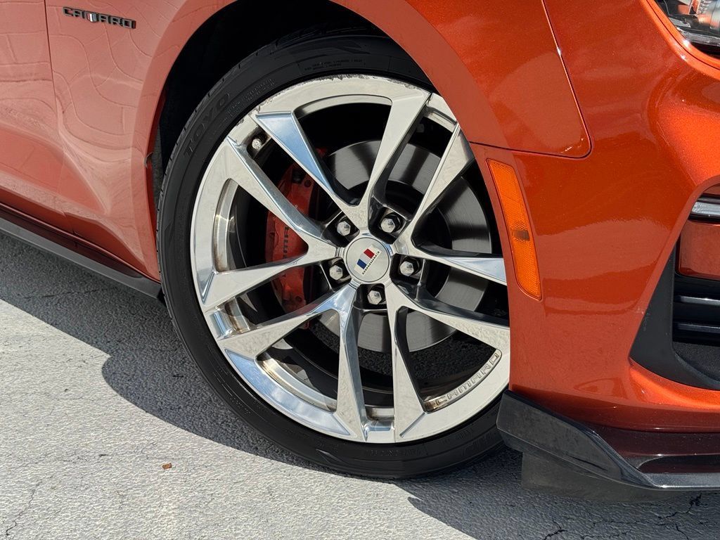 Used 2023 Chevrolet Camaro SS w/ Design Package 3 RWD image 8