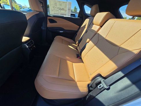 New 2026 Lexus RX 350 AWD/4WD image 17