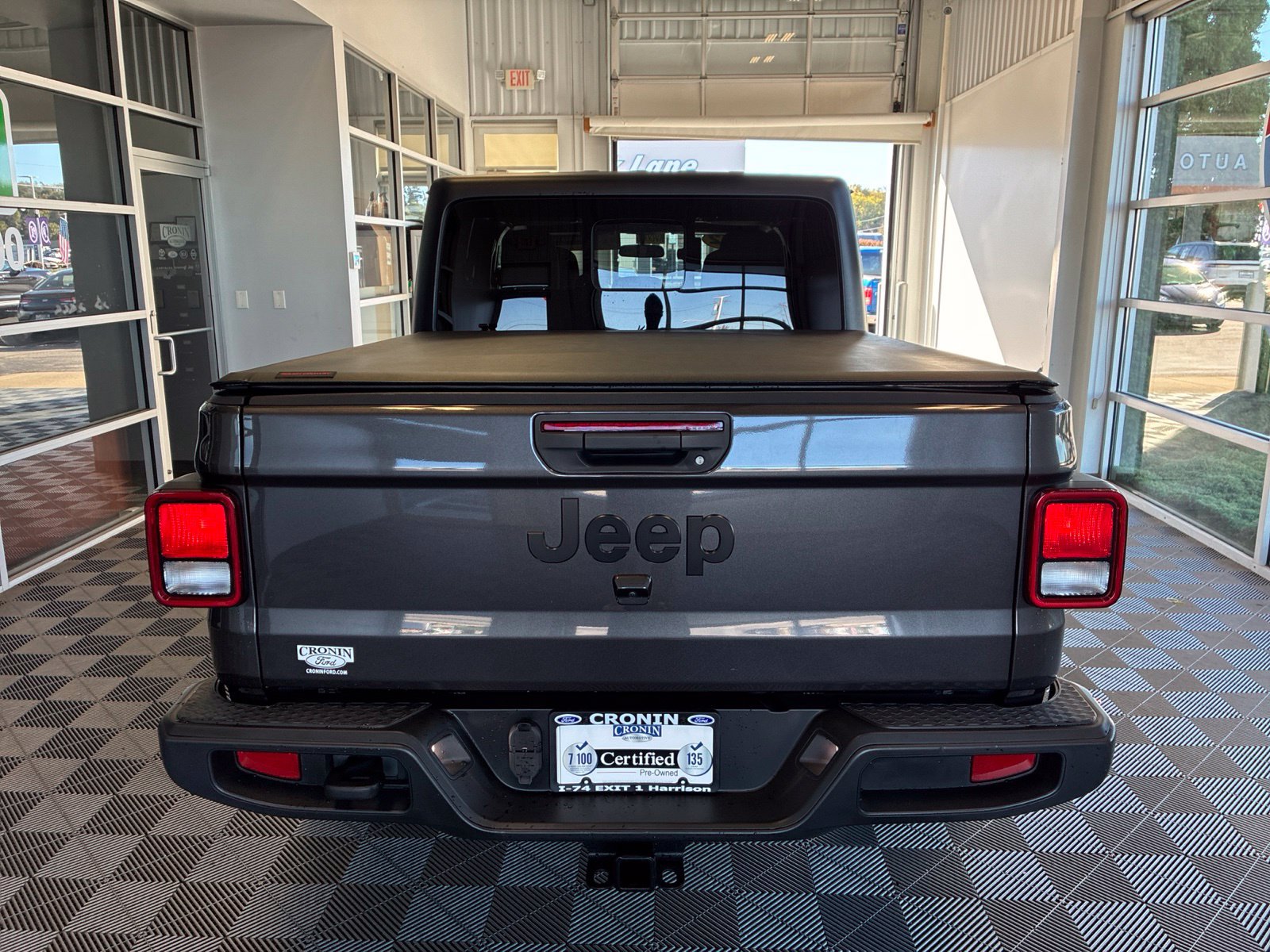 Used 2022 Jeep Gladiator Sport AWD/4WD image 5