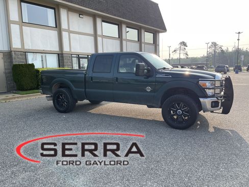 Used 2011 Ford F250 Lariat w/ Lariat Interior Pkg AWD/4WD image 1