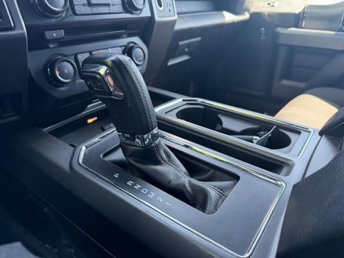 Used 2015 Ford F150 XLT w/ Equipment Group 302A Luxury AWD/4WD image 21