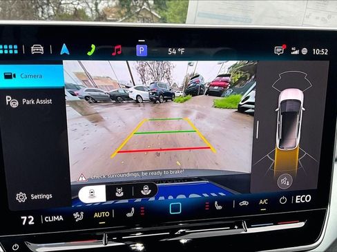 New 2026 Volkswagen ID.4 Pro image 25