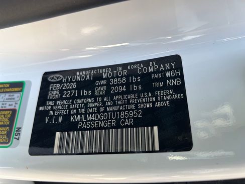 New 2026 Hyundai Elantra Sport FWD image 31