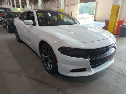 Used 2015 Dodge Charger SXT w/ Plus Group RWD image 4