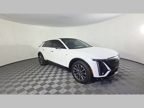 Used 2024 Cadillac Lyriq Sport w/ LPO, Floor Liner Package RWD image 34