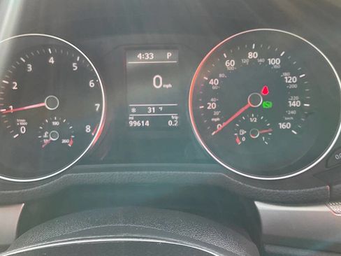 Used 2016 Volkswagen Passat 1.8T S image 10