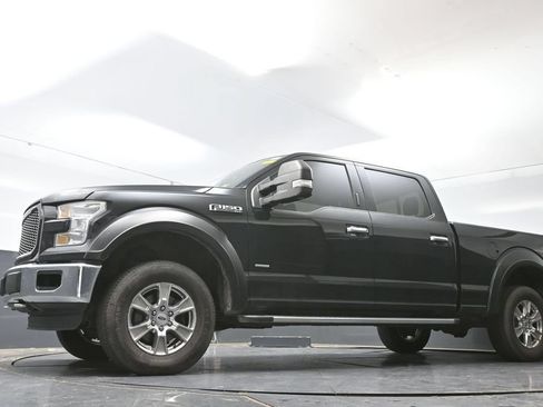 Used 2016 Ford F150 XLT w/ Equipment Group 302A Luxury AWD/4WD image 26