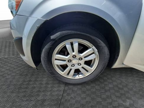 Used 2014 Chevrolet Sonic LT FWD image 13