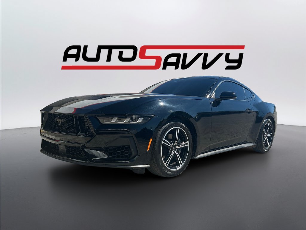 Used 2025 Ford Mustang Premium RWD image 1
