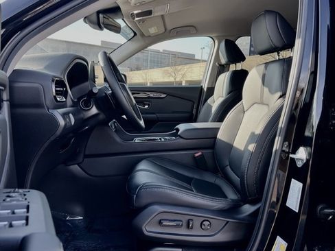 Certified 2025 Honda Pilot EX-L image 22