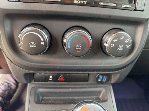 Used 2016 Jeep Compass Sport w/ Power Value Group image 8