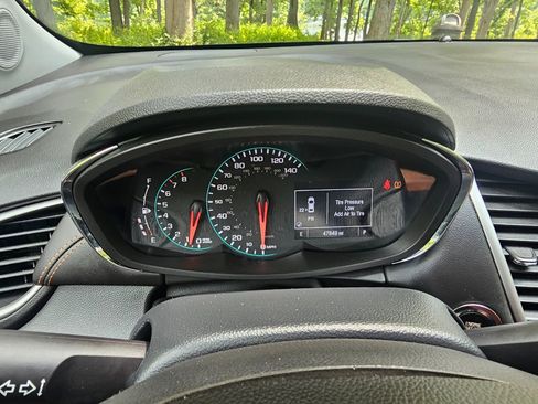 Used 2021 Chevrolet Trax LT w/ Driver Confidence Package image 35