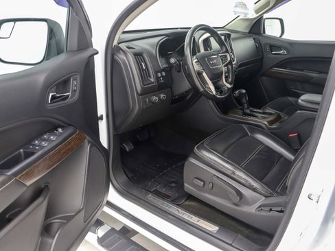 Used 2018 GMC Canyon Denali image 19