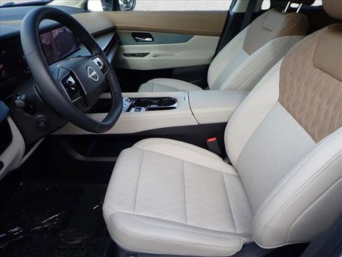 Used 2025 Nissan Murano Platinum w/ Cargo Package image 14