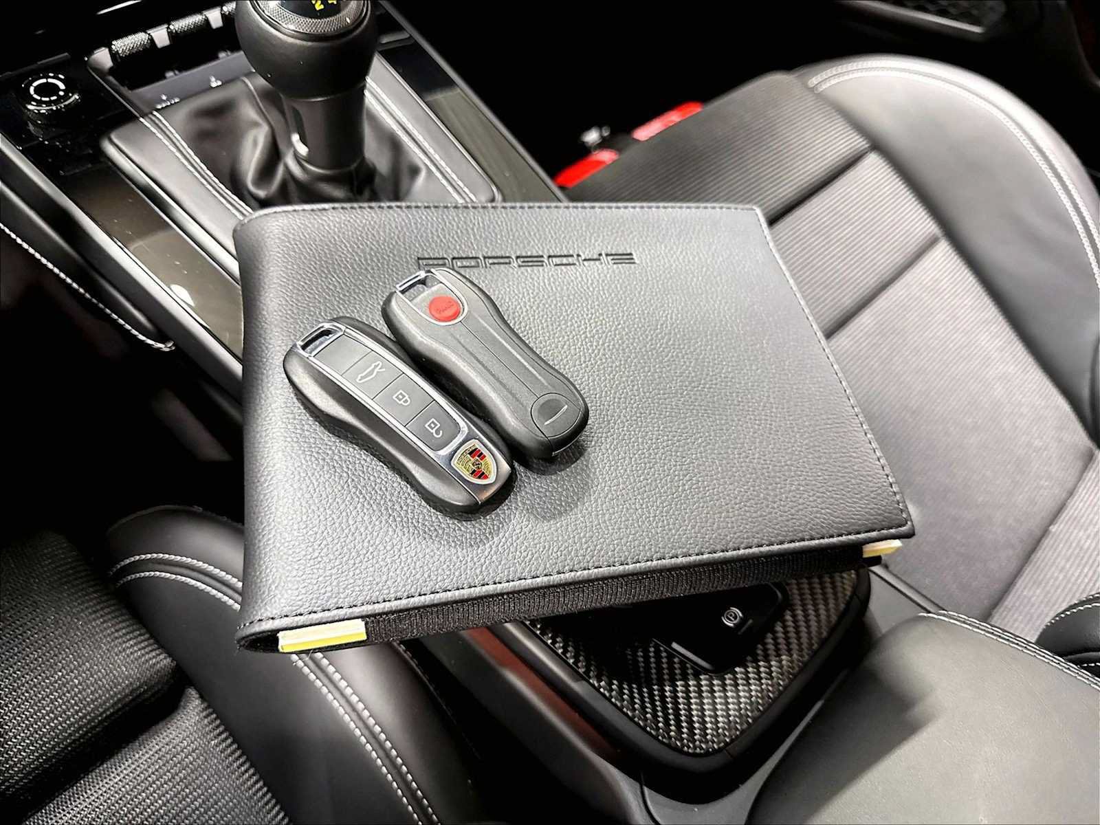 Used 2026 Porsche 911 GT3 RWD image 39