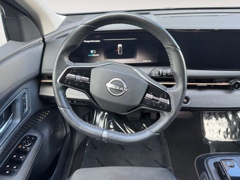 Used 2023 Nissan Ariya FWD image 10