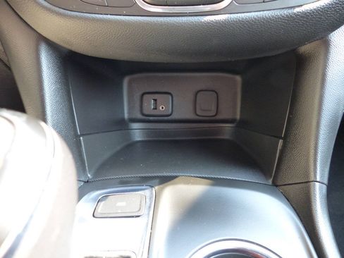 Used 2018 Chevrolet Equinox LT AWD/4WD image 53