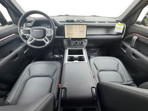 New 2026 Land Rover Defender 130 X-Dynamic SE AWD/4WD image 12