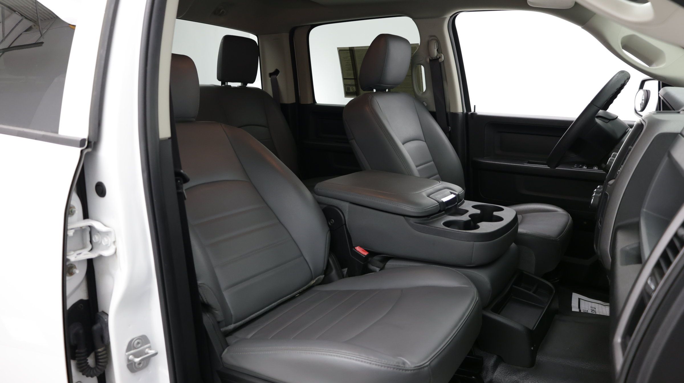 Used 2019 RAM 1500 Tradesman RWD image 34