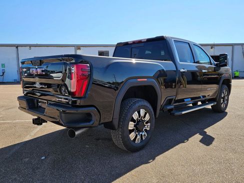 New 2026 GMC Sierra 2500 Denali w/ Denali Reserve Package image 6