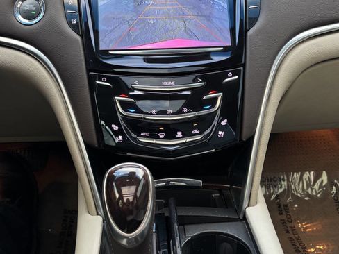 Used 2013 Cadillac XTS Premium image 26