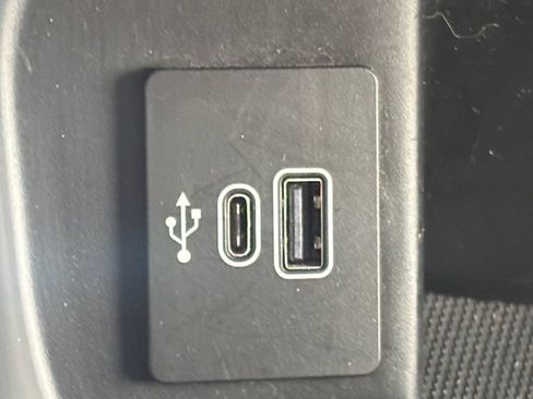 Used 2025 Ford F150 STX RWD image 7