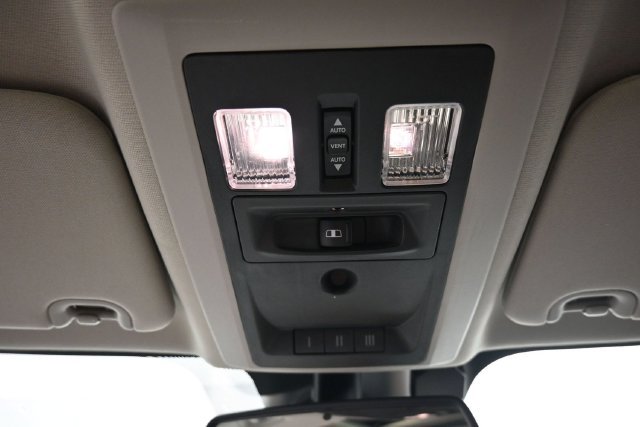 Used 2018 RAM 1500 Laramie w/ Convenience Group AWD/4WD image 29