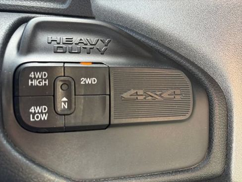 Used 2024 RAM 2500 Tradesman w/ Chrome Appearance Group AWD/4WD image 10