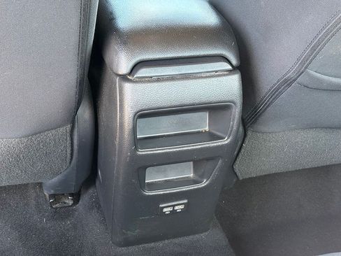 Used 2018 Nissan Sentra SV FWD image 14