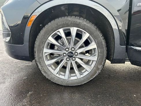 Used 2024 Chevrolet Blazer Premier w/ Driver Confidence II Package image 28