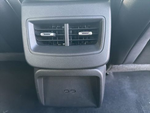 New 2026 Chevrolet Equinox EV LT image 29