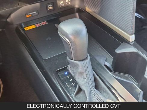 Used 2025 Toyota Camry SE FWD image 20