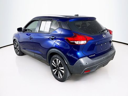 Used 2020 Nissan Kicks SV image 27