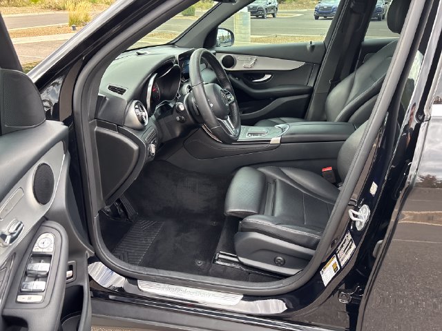 Used 2020 Mercedes-Benz GLC 300 image 12