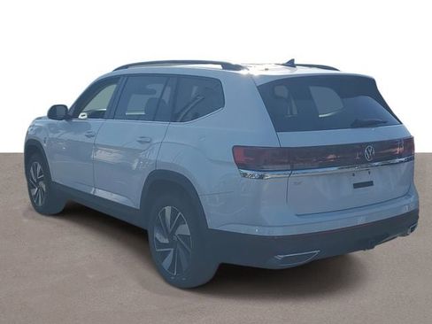 New 2026 Volkswagen Atlas SE FWD image 3
