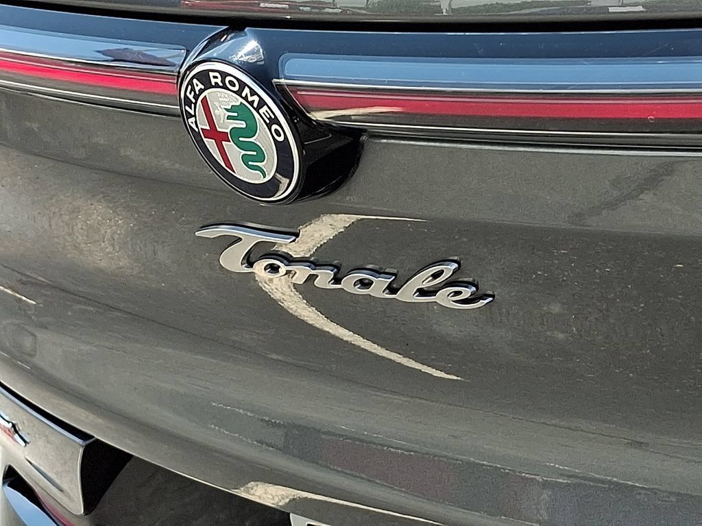 Used 2024 Alfa Romeo Tonale Ti w/ Active Assist Package AWD/4WD image 31