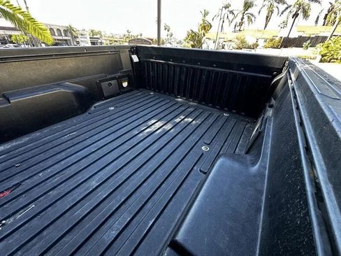 Used 2018 Toyota Tacoma TRD Sport RWD image 15