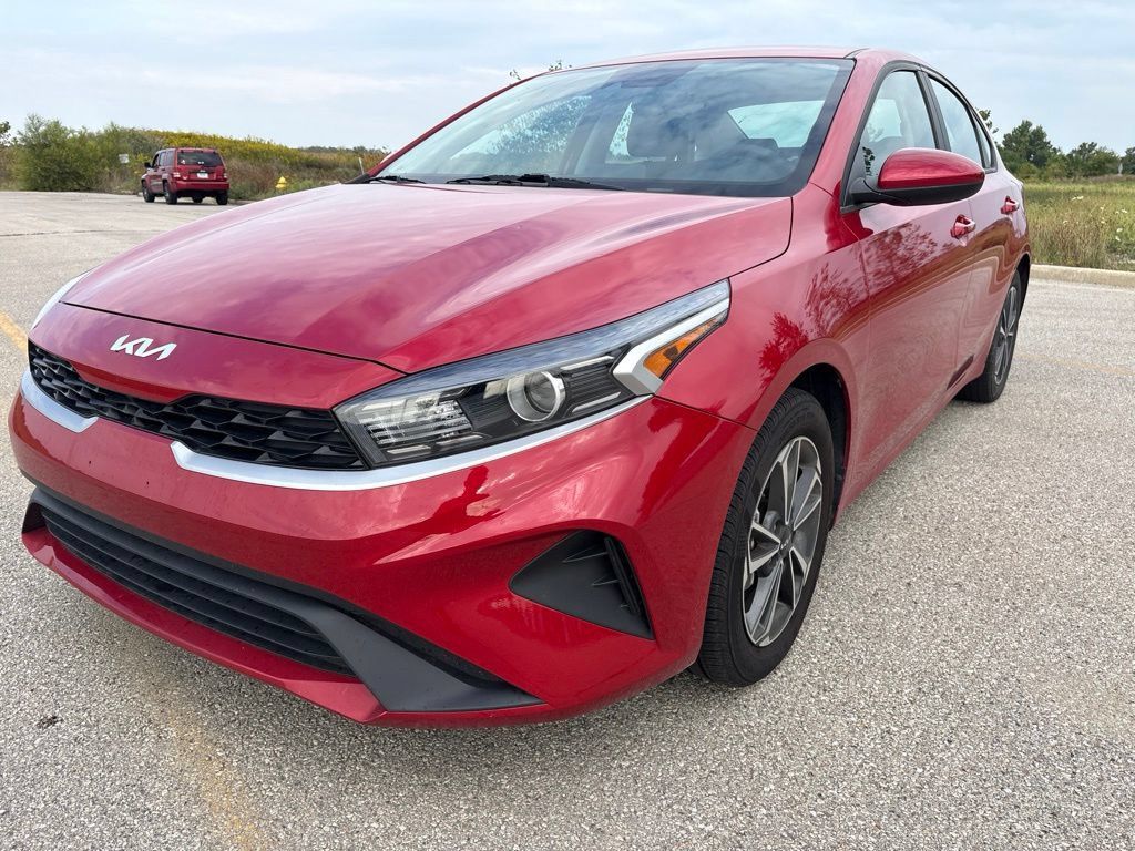 Certified 2023 Kia Forte LXS FWD image 6
