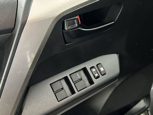 Used 2018 Toyota RAV4 LE w/ Carpet Mat Package FWD image 19